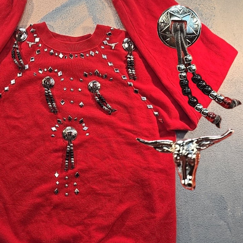 VTG Western Crewneck Red Beaded Sweatshirt Longhorn Concho‎ Studded USA 80s Sz M
